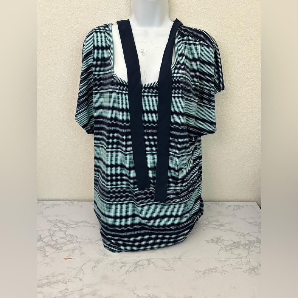 Lavish Top Womens Sz 3x Green Stretchy Blouse Boho Short Sleeve Neck Tie Top